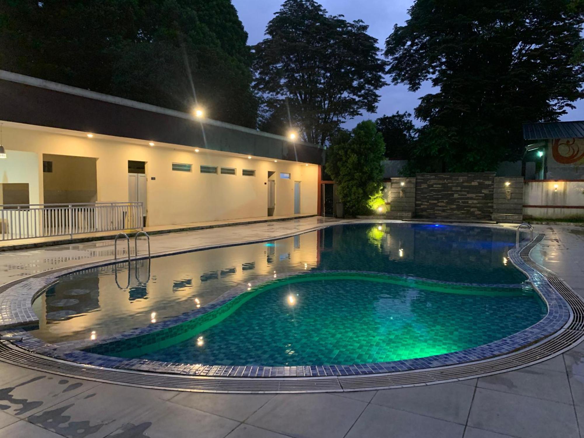 Enhaii Hotel Bandung Eksteriør billede
